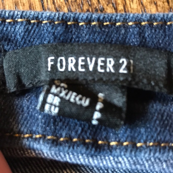 jean zip up skirt βοΈοΈ - Picture 2 of 3